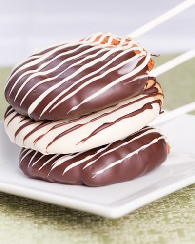 Chocolate Dipped Cookie Pops