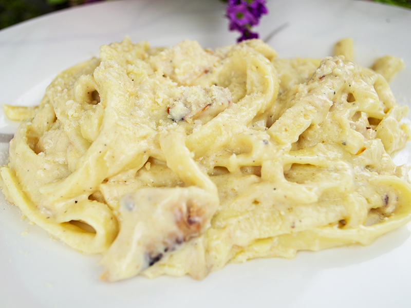 Chicken Alfredo Box
