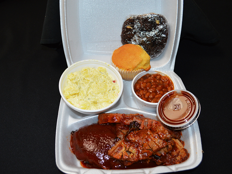 Royal BBQ Two-Meat Box Lunch