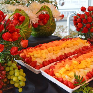 Fresh Seasonal Fruit and Berry Tray