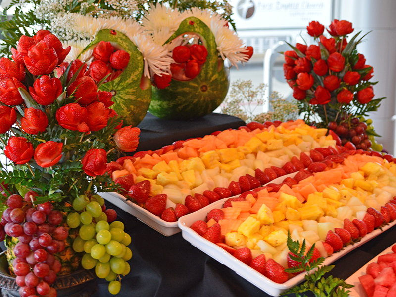 Fresh Seasonal Fruit and Berry Tray