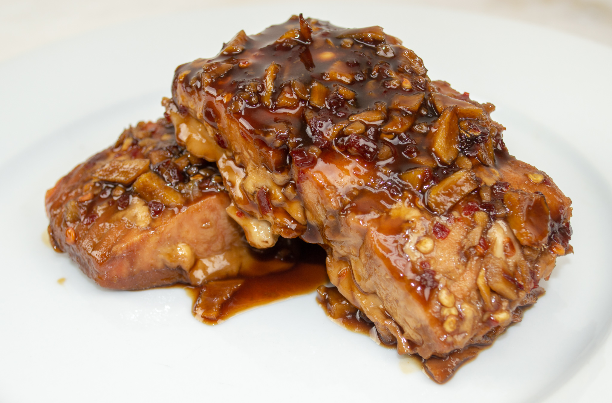 Wild Fresh Grilled Salmon with Sweet and Spicy Asian Glaze Buffet