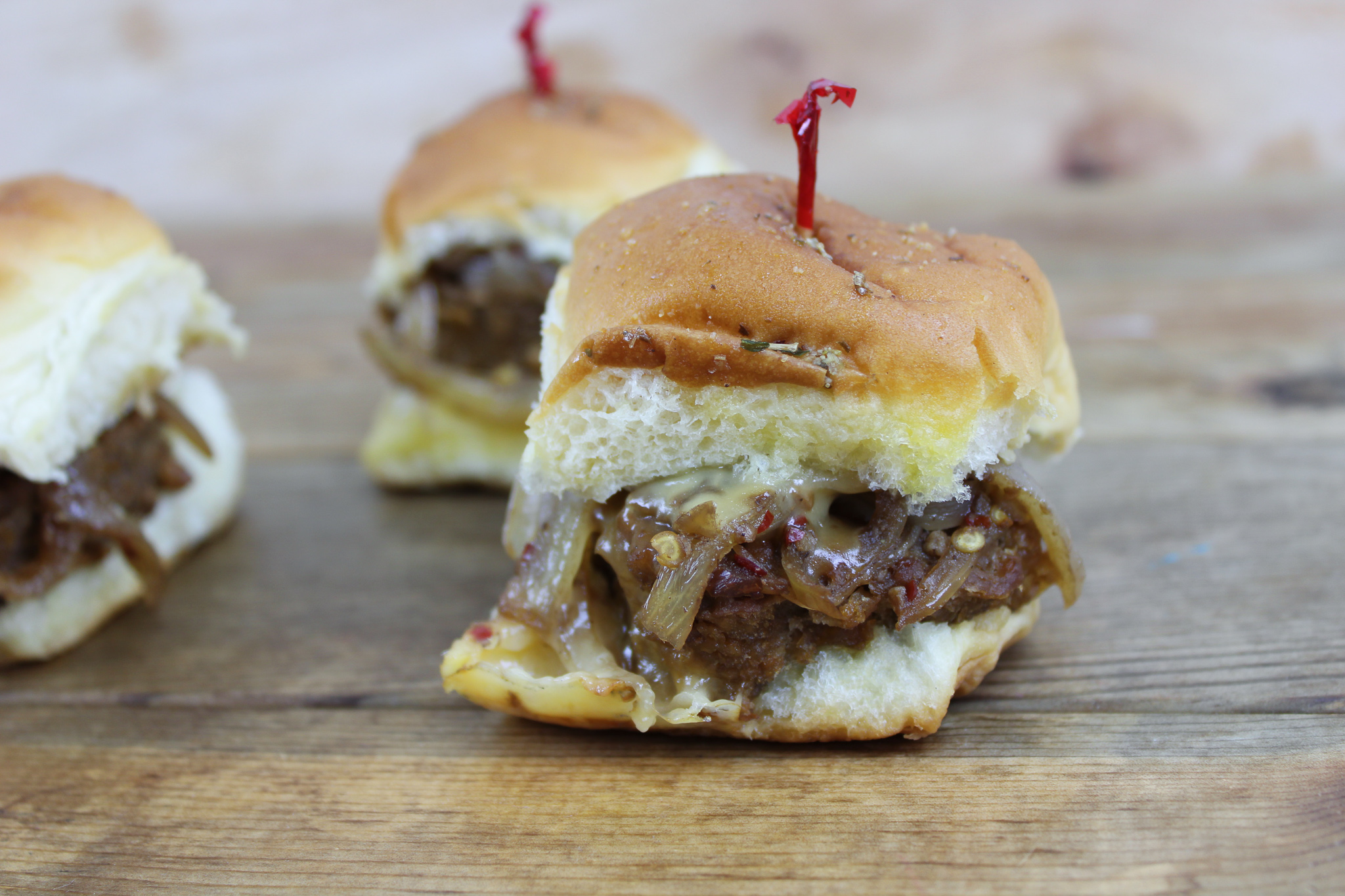 Beyond Beef Garlic Sliders