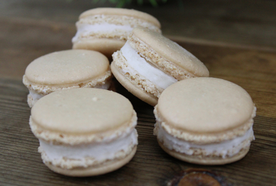 Vanilla Bean Macaroons